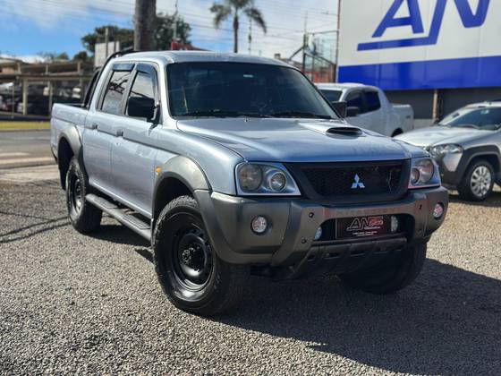 MITSUBISHI L200 2.5 GL 4X4 CD 8V TURBO DIESEL 4P MANUAL
